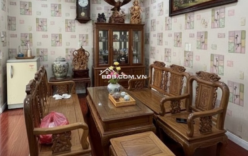 NHÀ Q.8, NHỈNH 3 TỶ, 2 TẦNG 2 PHÒNG NGỦ LỚN, NHÀ MỚI ĐẸP VÀO Ở LIỀN.